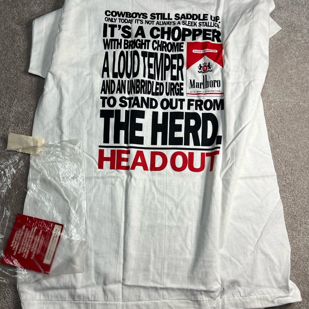 Vintage Marlboro White Graphic T-Shirt New‎ with tags